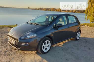 Хетчбек Fiat Punto 2012 в Горохові