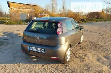 Хетчбек Fiat Punto 2012 в Горохові