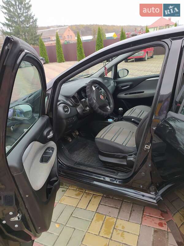 Хэтчбек Fiat Punto 2011 в Изяславе