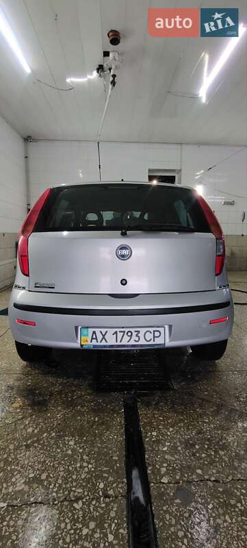Хэтчбек Fiat Punto 2007 в Киеве