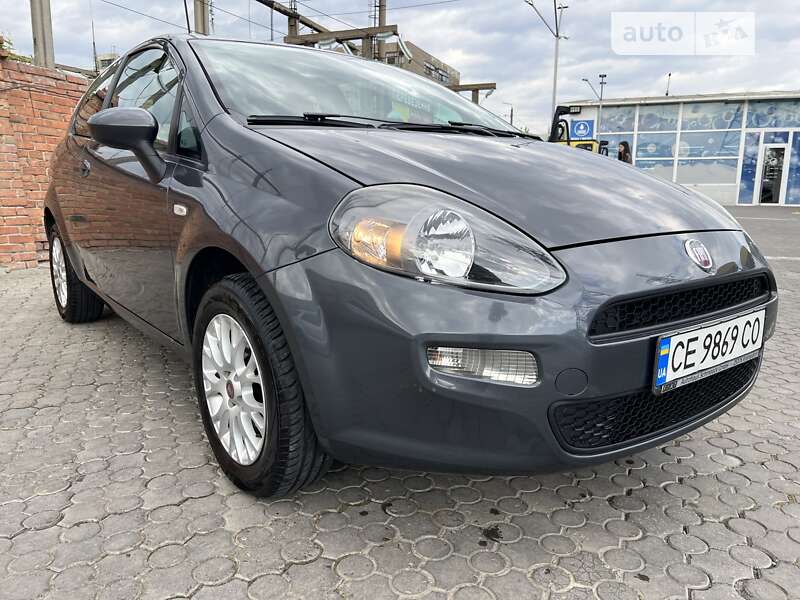 Хэтчбек Fiat Punto 2012 в Черновцах