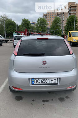 Хэтчбек Fiat Punto 2012 в Ровно