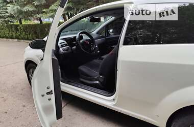 Хетчбек Fiat Punto 2012 в Умані