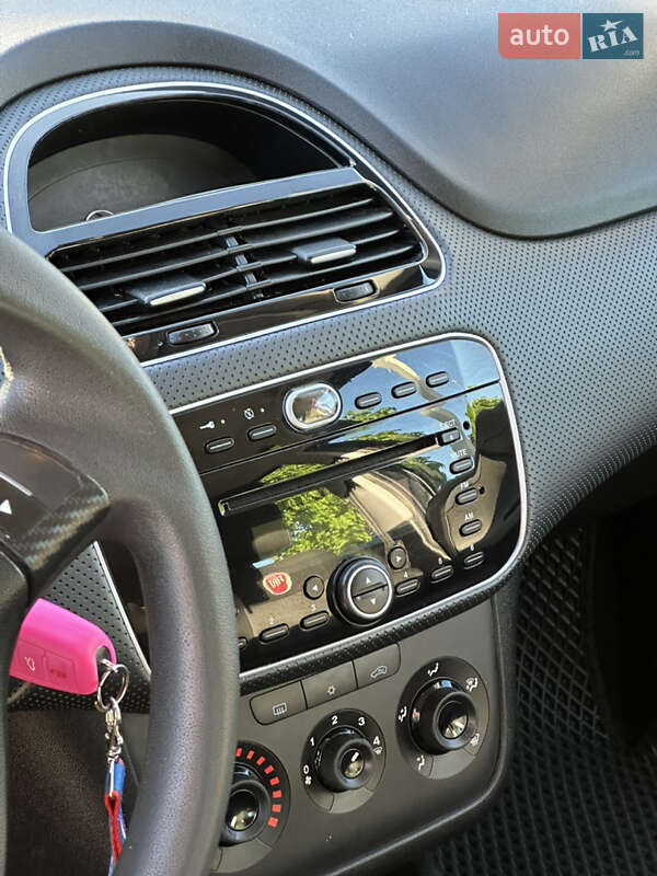 Хэтчбек Fiat Punto 2011 в Луцке