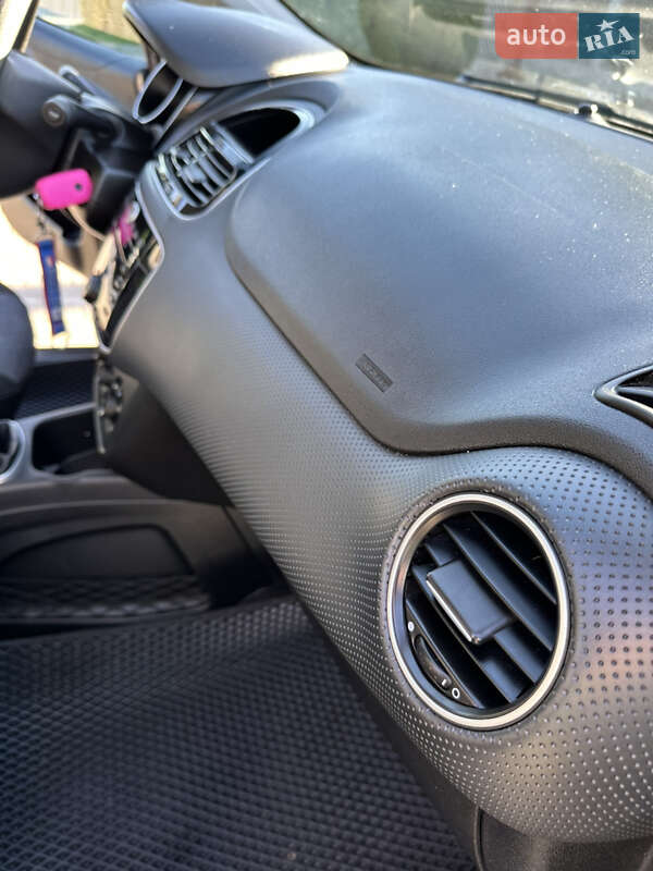 Хэтчбек Fiat Punto 2011 в Луцке