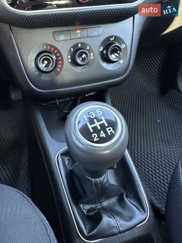 Хэтчбек Fiat Punto 2011 в Луцке