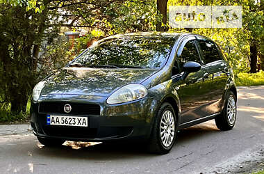 Хетчбек Fiat Punto 2011 в Києві