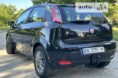 Хэтчбек Fiat Punto 2012 в Нетешине