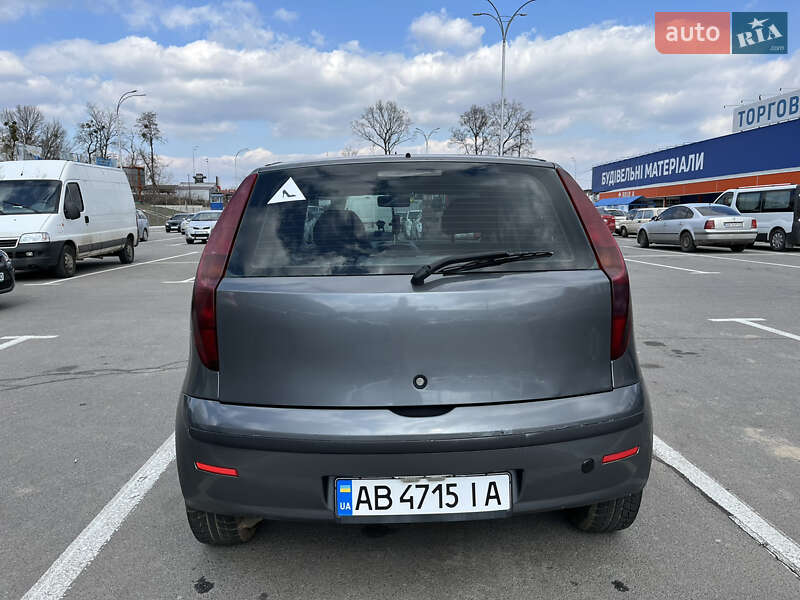 Хэтчбек Fiat Punto 2005 в Виннице