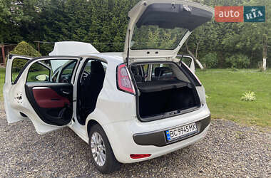 Хэтчбек Fiat Punto 2011 в 