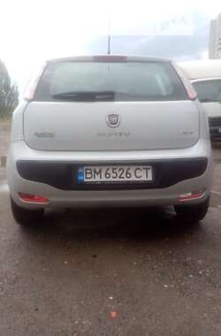 Хэтчбек Fiat Punto 2011 в Киеве