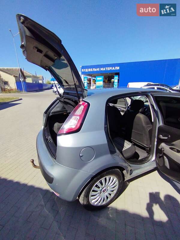 Хэтчбек Fiat Punto 2011 в Калуше