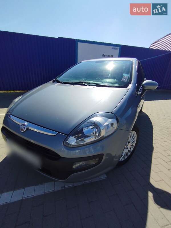 Хэтчбек Fiat Punto 2011 в Калуше