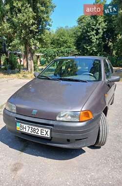 Хэтчбек Fiat Punto 1998 в 