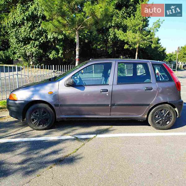 Хэтчбек Fiat Punto 1998 в Одессе
