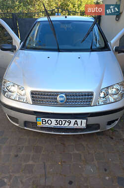 Хэтчбек Fiat Punto 2007 в 