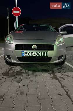 Хэтчбек Fiat Punto 2007 в 