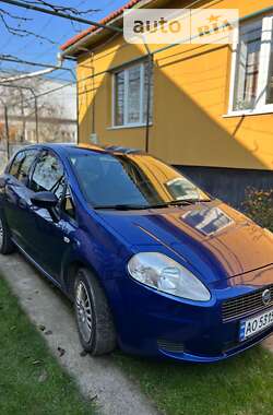 Хэтчбек Fiat Punto 2007 в Иршаве