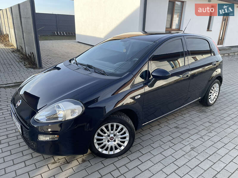 Хэтчбек Fiat Punto 2017 в Луцке