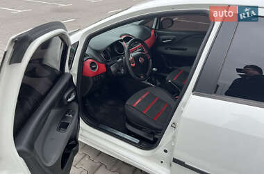 Хэтчбек Fiat Punto 2011 в Киеве