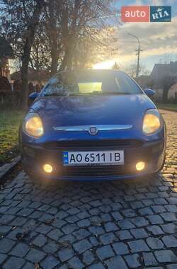 Хэтчбек Fiat Punto 2011 в Ужгороде