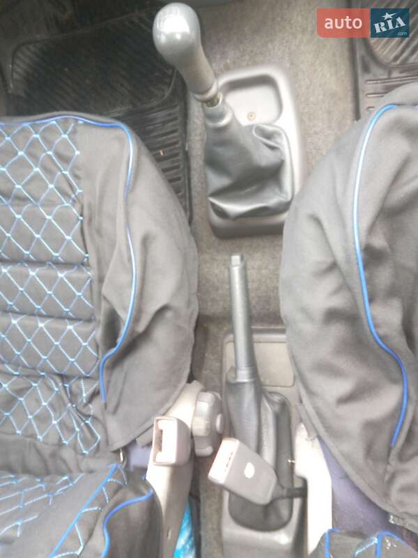 Хетчбек Fiat Punto 1997 в Чернівцях фото 69 Хетчбек Fiat Punto 1997 в Чернівцях