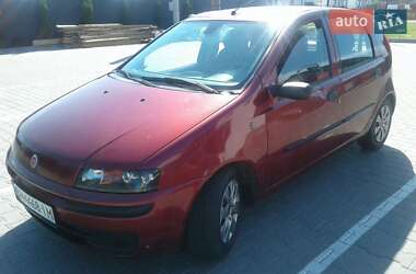 Хэтчбек Fiat Punto 2000 в 