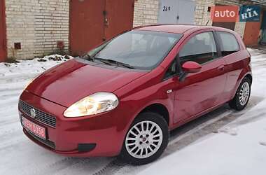 Хэтчбек Fiat Punto 2009 в Львове