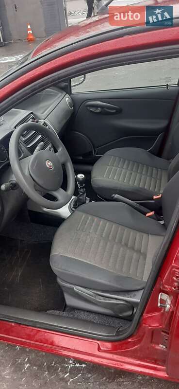 Хетчбек Fiat Punto 2009 в Каневі фото 12 Хетчбек Fiat Punto 2009 в Каневі
