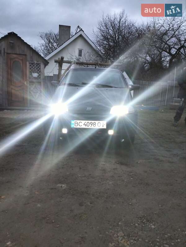 Хэтчбек Fiat Punto 1998 в Луцке