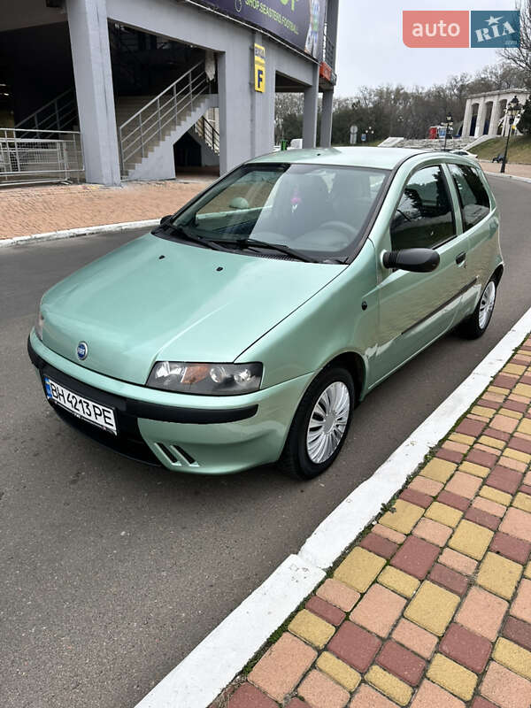 Хэтчбек Fiat Punto 2001 в Одессе