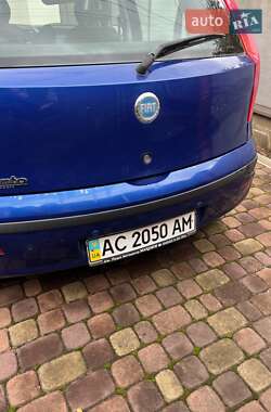 Хэтчбек Fiat Punto 2007 в 