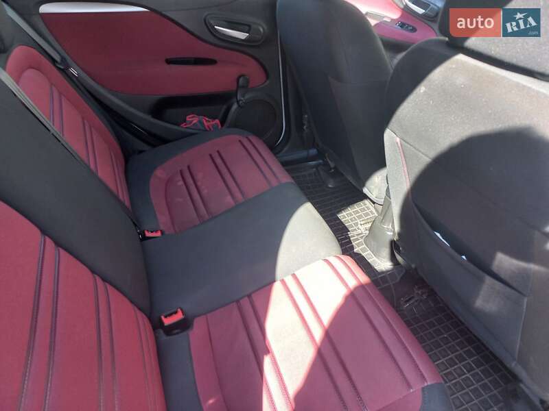 Хэтчбек Fiat Punto 2010 в Ивано-Франковске