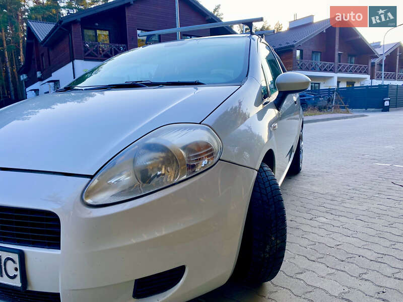 Хэтчбек Fiat Punto 2010 в Брюховичах фото 8 Хэтчбек Fiat Punto 2010 в Брюховичах