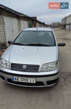 Хэтчбек Fiat Punto 2007 в 