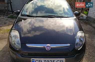 Хетчбек Fiat Punto 2010 в Чернігові
