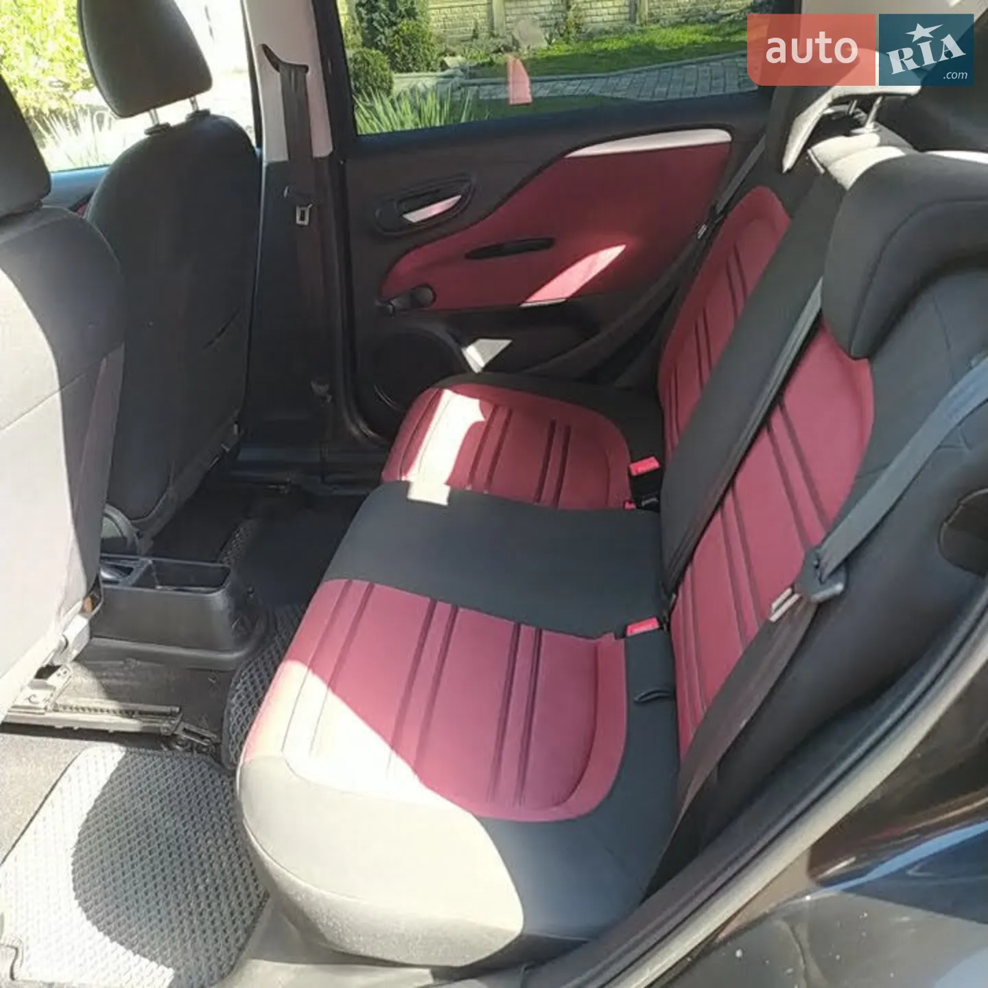 2010 Fiat Punto - мініатюра 11