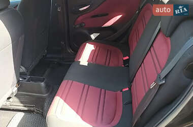 Хэтчбек Fiat Punto 2010 в 