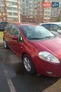 Хетчбек Fiat Punto 2009 в 