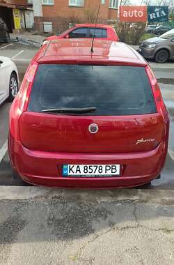Хетчбек Fiat Punto 2009 в 