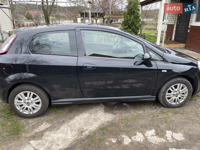 Хэтчбек Fiat Punto 2014 в Черкассах