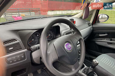 Хэтчбек Fiat Punto 2008 в 