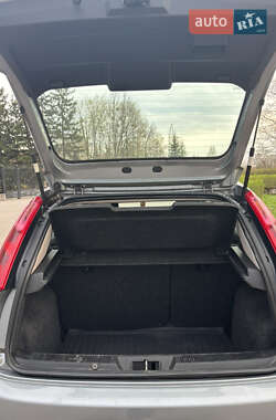 Хэтчбек Fiat Punto 2008 в 