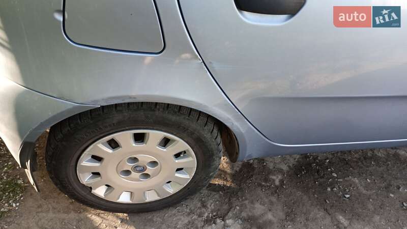 Хэтчбек Fiat Punto 2007 в Умани