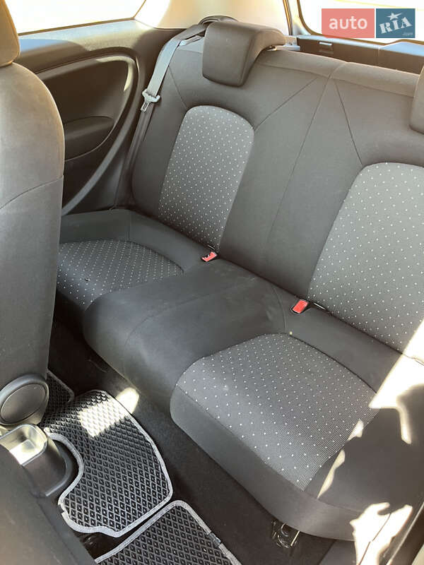 Хэтчбек Fiat Punto 2009 в Чернигове