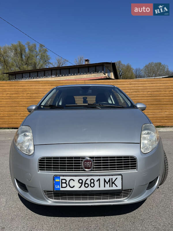 Хэтчбек Fiat Punto 2009 в Чернигове