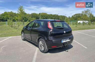 Хэтчбек Fiat Punto 2011 в 