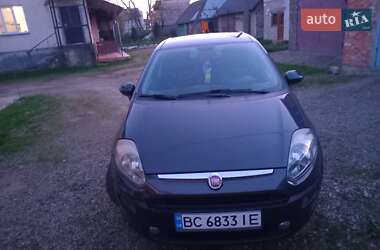 Хетчбек Fiat Punto 2011 в Стрию