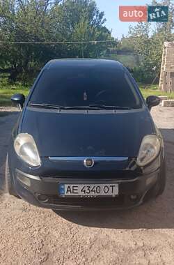 Хетчбек Fiat Punto 2011 в Запоріжжі