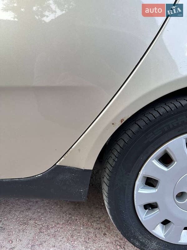 Хэтчбек Fiat Punto 2007 в Киеве